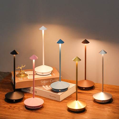 Lampe de table LED sans fil au design élégant